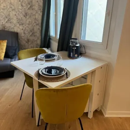 Sur Les Toits De Centre Proche Vieux Marche Apartamento *